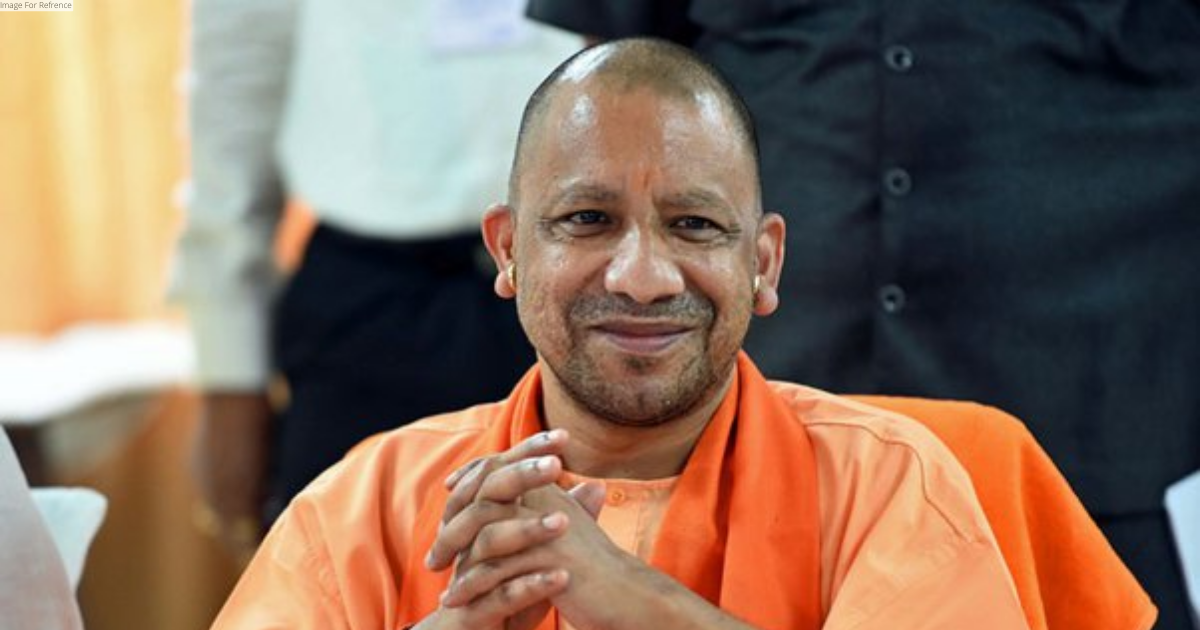 Time has come for Congress to disband as Bapu wanted: UP CM Yogi Adityanath